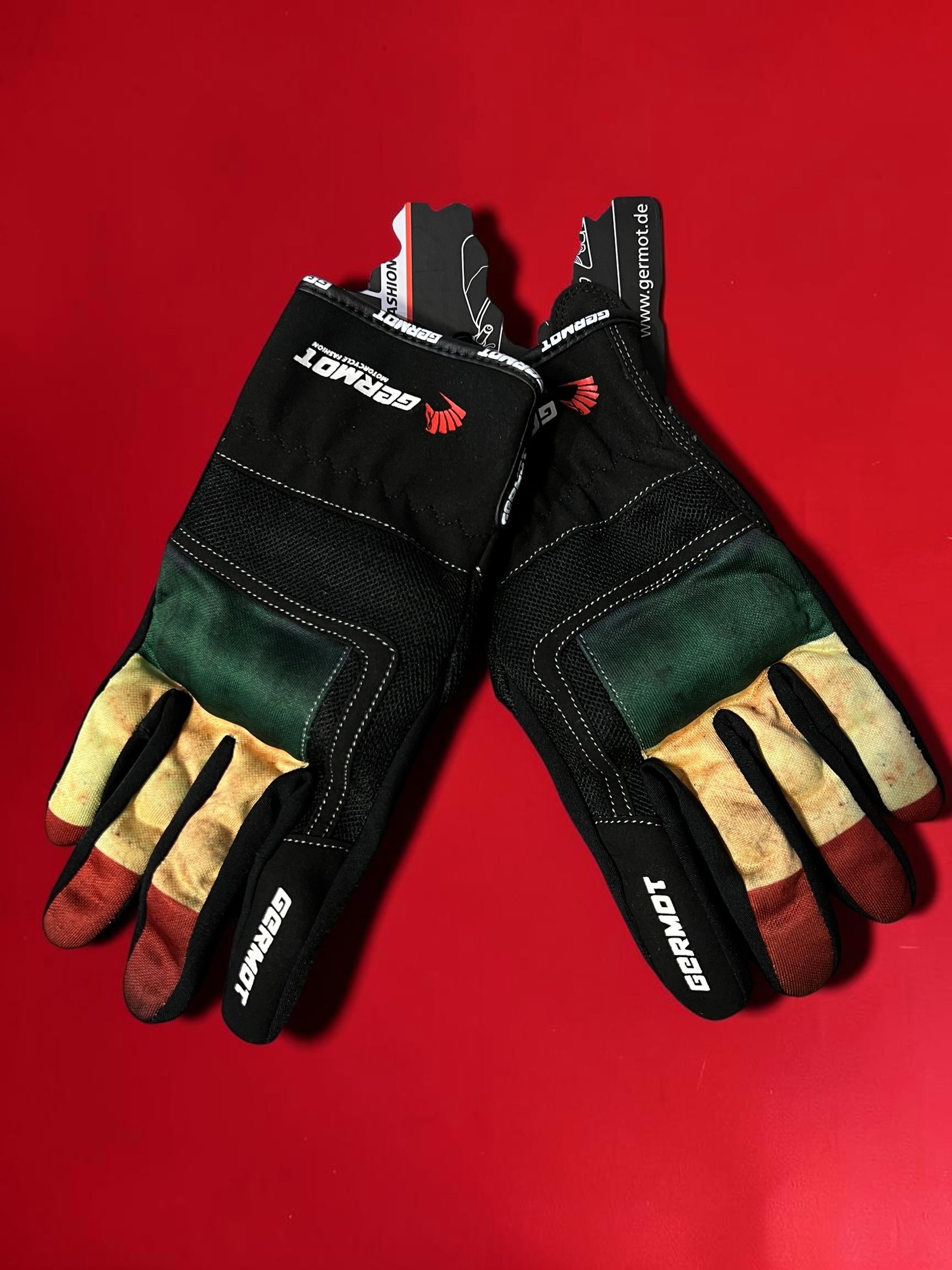 Germot gloves